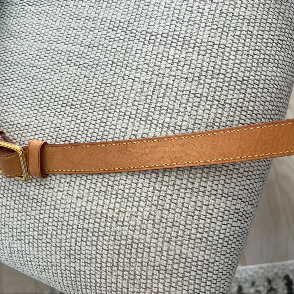 Louis Vuitton LV Monogram Discontinued Original Canvas Bum Bag in Brown